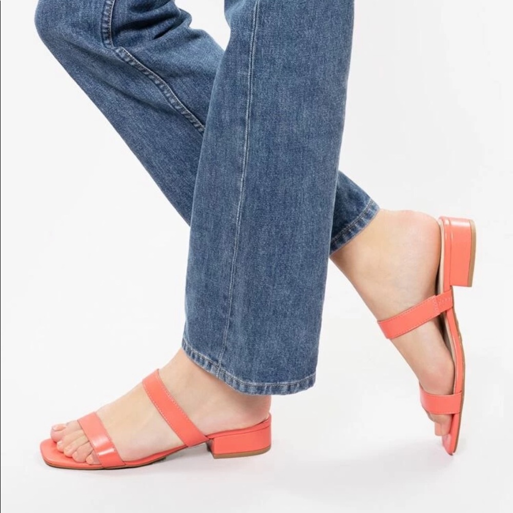 Brand new Bamboo square toe sandals
